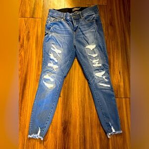 Torrid Bombshell Premium Jeggings has stretch